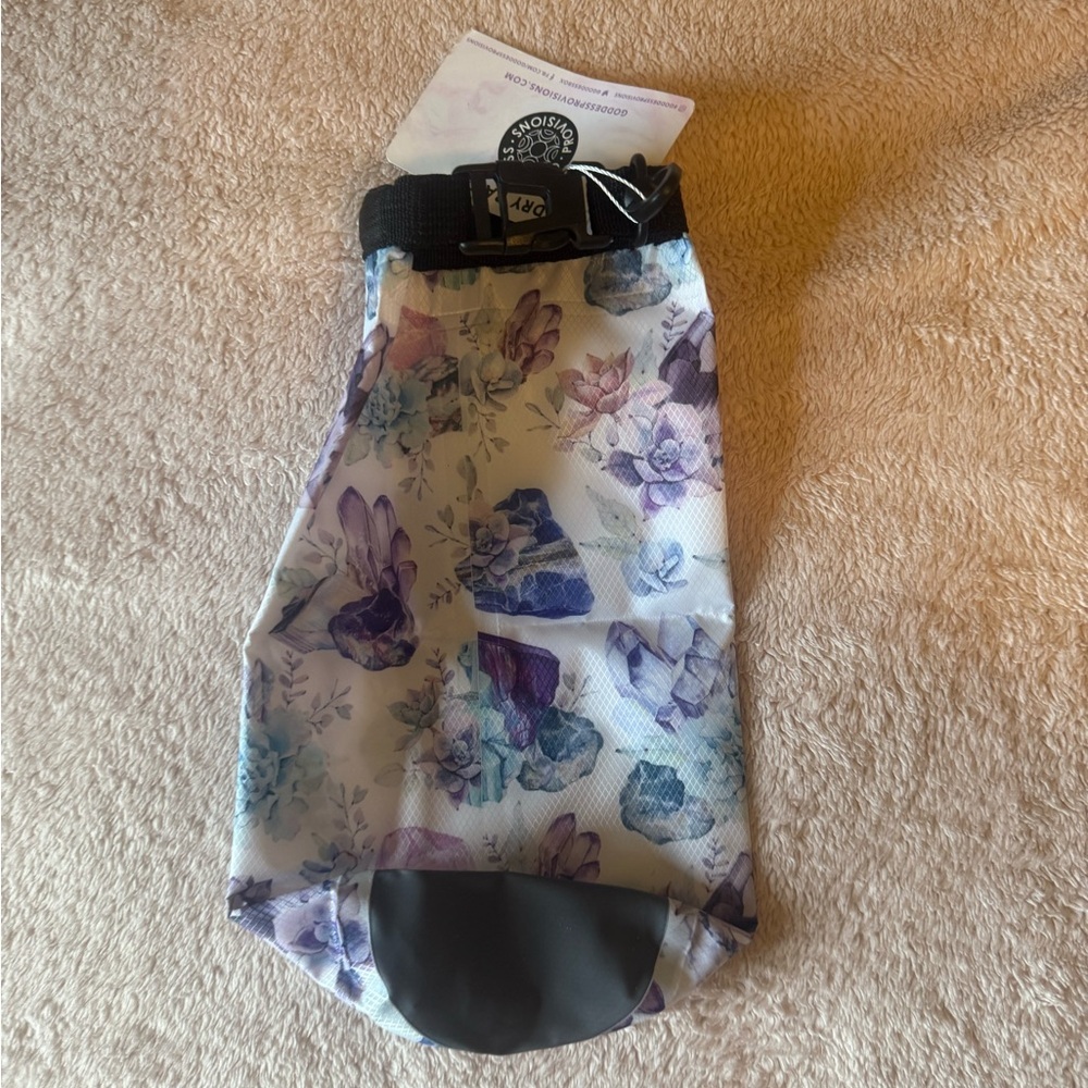 Goddess Provisions Crystals & Succulents Dry Bag - Picture 7 of 8